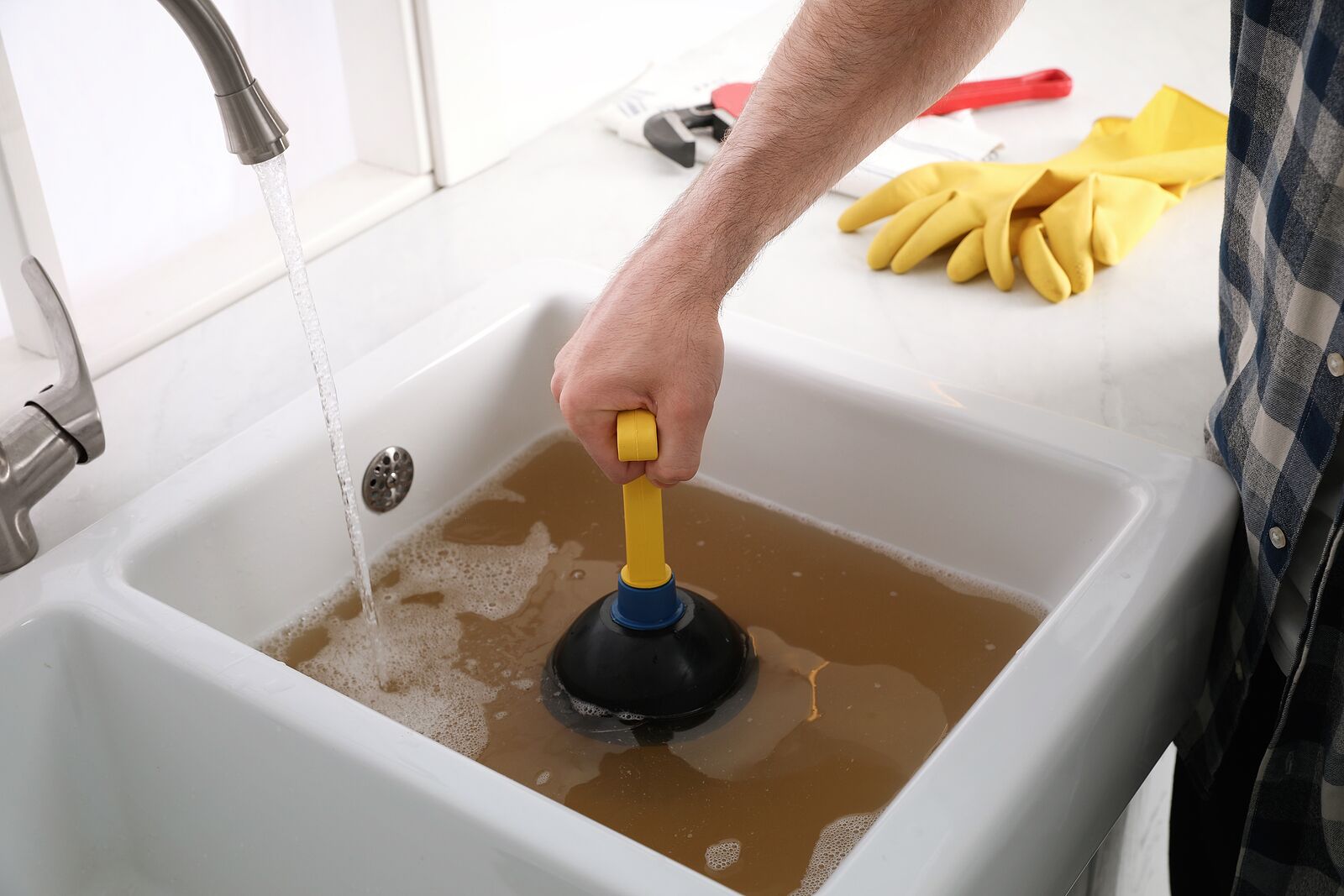 5 Ways to Quickly Fix a Slow Drain in 2023 | Reichelt Plumbing