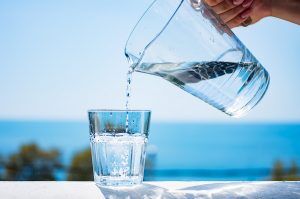 Well Water vs. City Water: Pros and Cons | Reichelt Plumbing